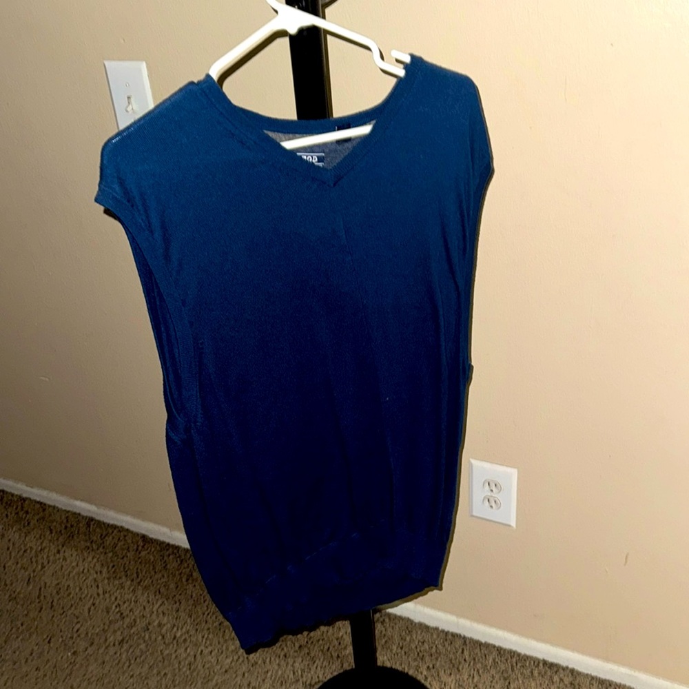 IZOD blue over sweater for dress shirt